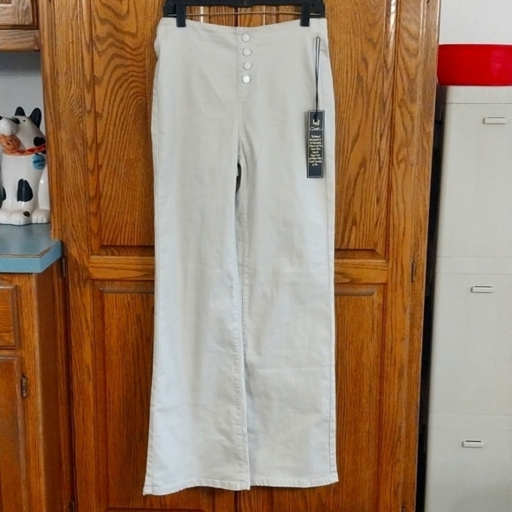 DG2 By Diane Gilman NWT New Classic Stretch Pull-On Wide Leg‎ Jeans Sz 4T Oyster